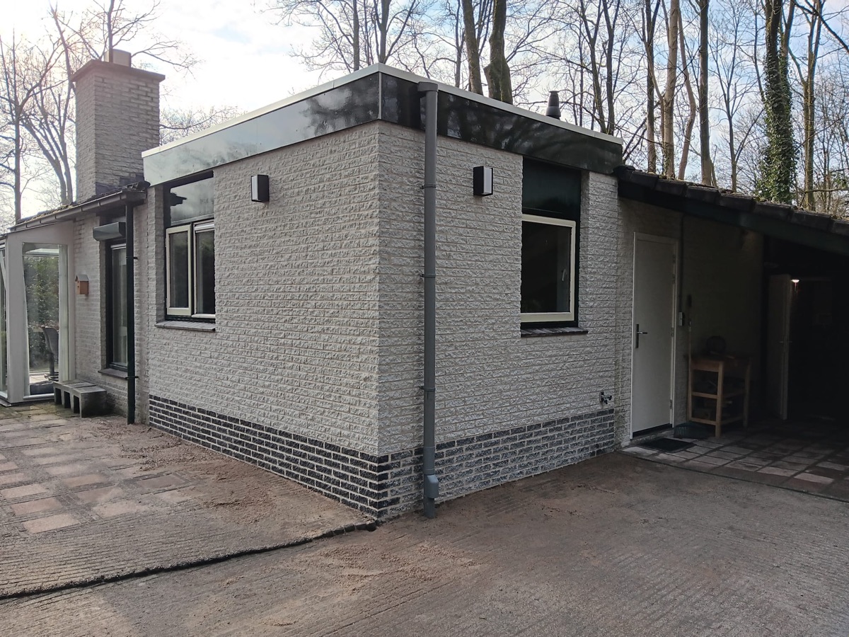 Gerenoveerde woning met nieuwe gevel